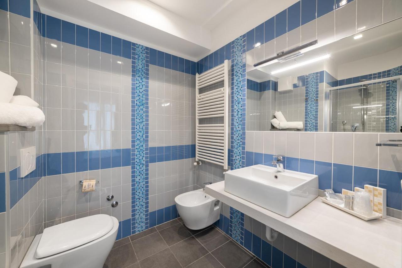 Hotel Amalfi - Smart Hotel Riccione Exterior photo
