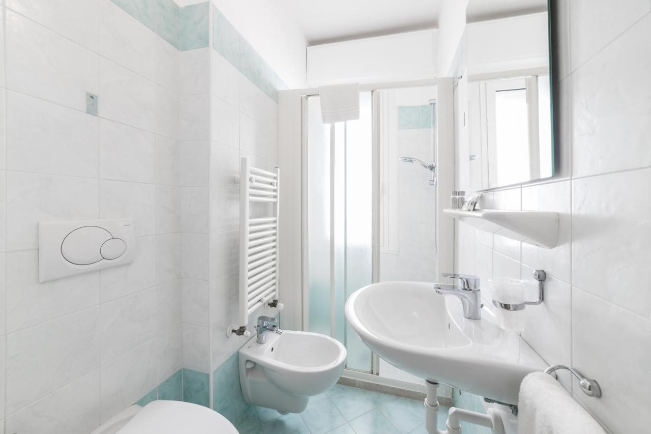 Hotel Amalfi - Smart Hotel Riccione Exterior photo